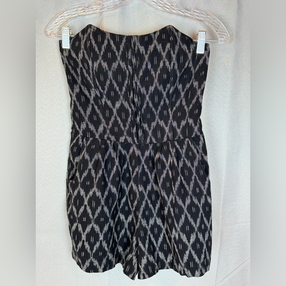 Anthropologie Staring at Stars Black Strapless Romper- Sz Small